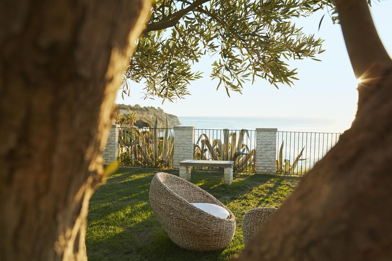 Tui Blue Tropea 4*