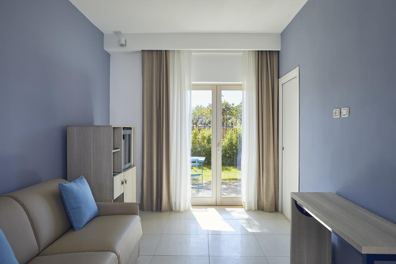 Tui Blue Tropea 4*